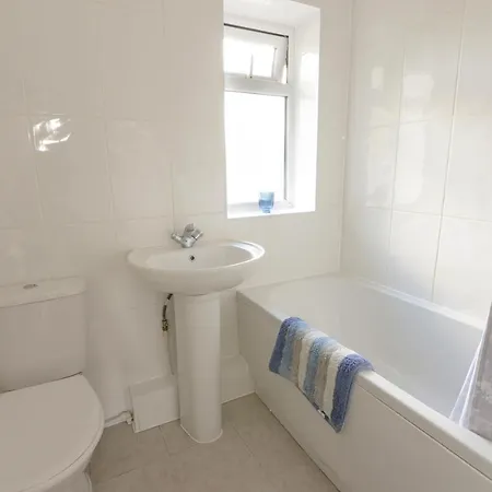 Alderton House - Spacious 3 Bed With Parking Nottingham Exterior photo